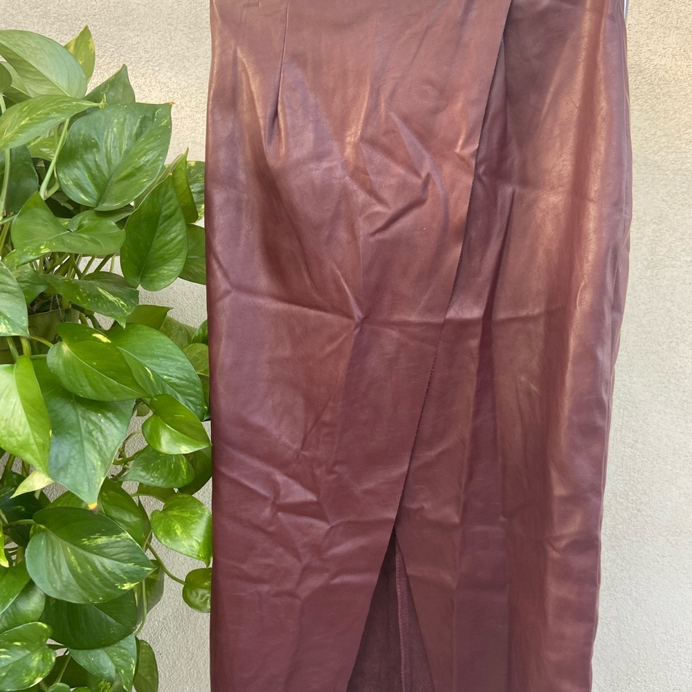 Burgundy pleather pencil skirt with slit